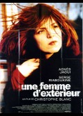 UNE FEMME D'EXTERIEUR