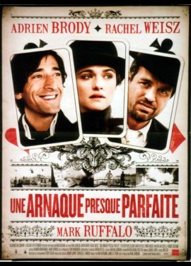 affiche du film UNE ARNAQUE PRESQUE PARFAITE